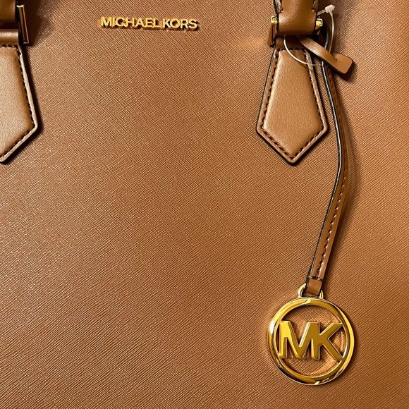 Michael Kors Tan Shoulder Bag - Picture 7 of 13